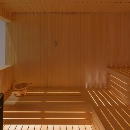 Flamingo Paradise - Adults Only