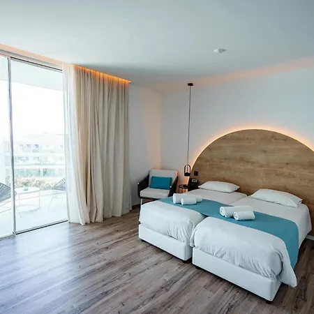 Flamingo Paradise - Adults Only Hotel