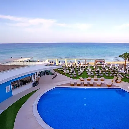 Flamingo Paradise - Adults Only 4*