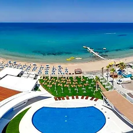 Flamingo Paradise - Adults Only Otel