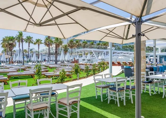 Flamingo Paradise - Adults Only بروتاراس