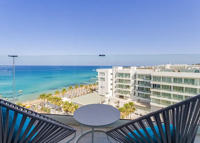 Flamingo Paradise - Adults Only 4* Protaras