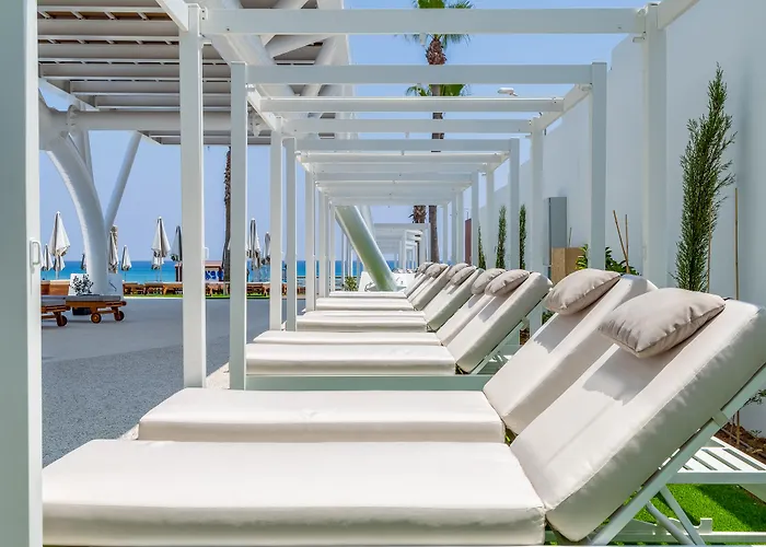 Flamingo Paradise - Adults Only 4* Protaras