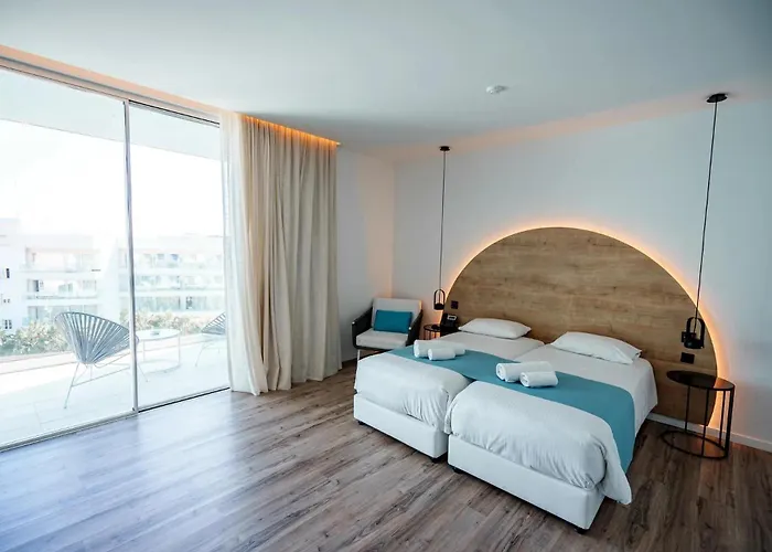 Flamingo Paradise - Adults Only Hotel