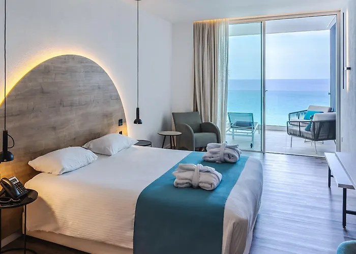 Flamingo Paradise - Adults Only 4*