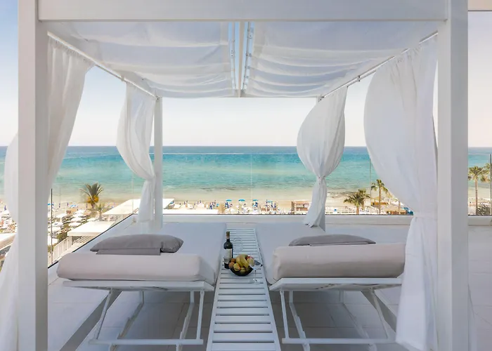 Flamingo Paradise - Adults Only Отель 4*