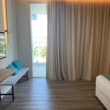 Flamingo Paradise - Adults Only 4* Πρωταράς