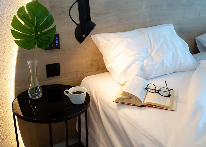 Flamingo Paradise - Adults Only