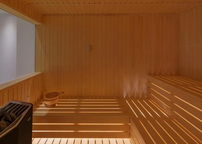 Flamingo Paradise - Adults Only