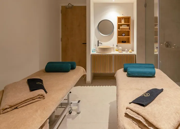 Flamingo Paradise - Adults Only 4* Protaras